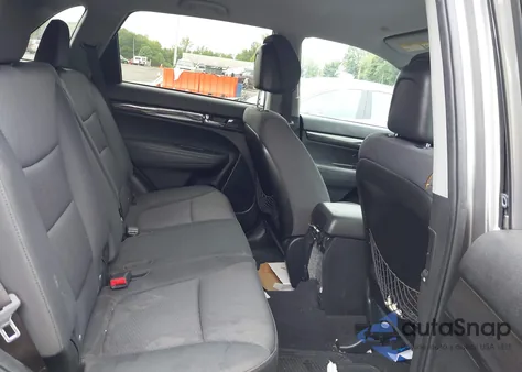 2012 Kia Sorento Lx z USA, uszkodzony, nr VIN 5XYKT4A68CG197394